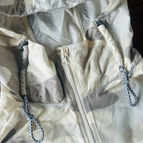 Columbia Little Fields Ivory Camo Hooded Jacket Small - Picture 7 of 11